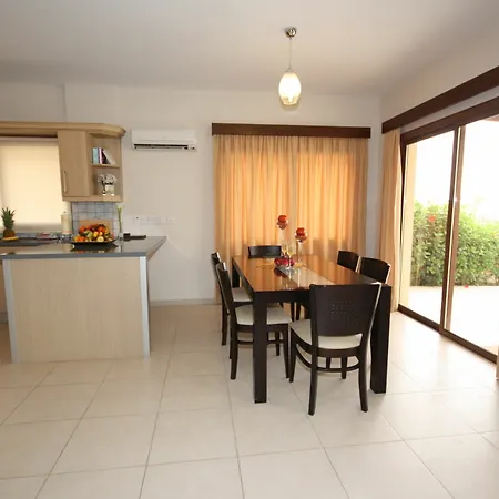 Vineland Bay Apartment